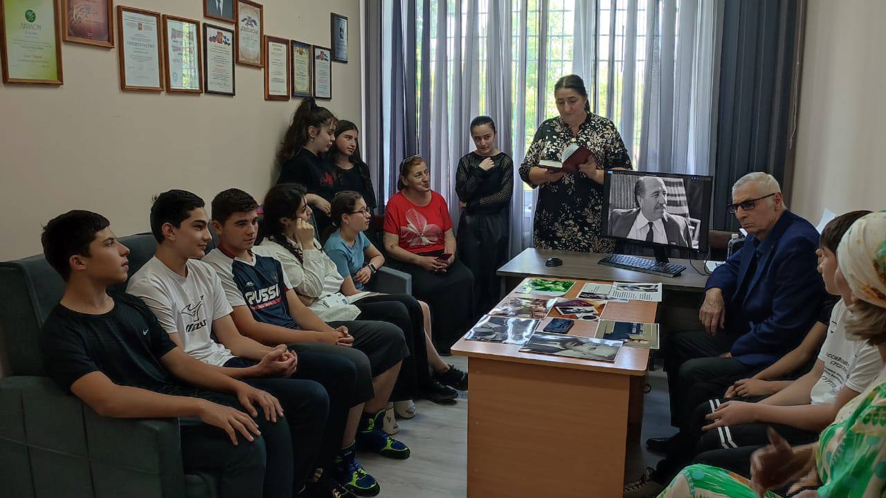 Мероприятие, посвященное дню памяти Кайсына Кулиева